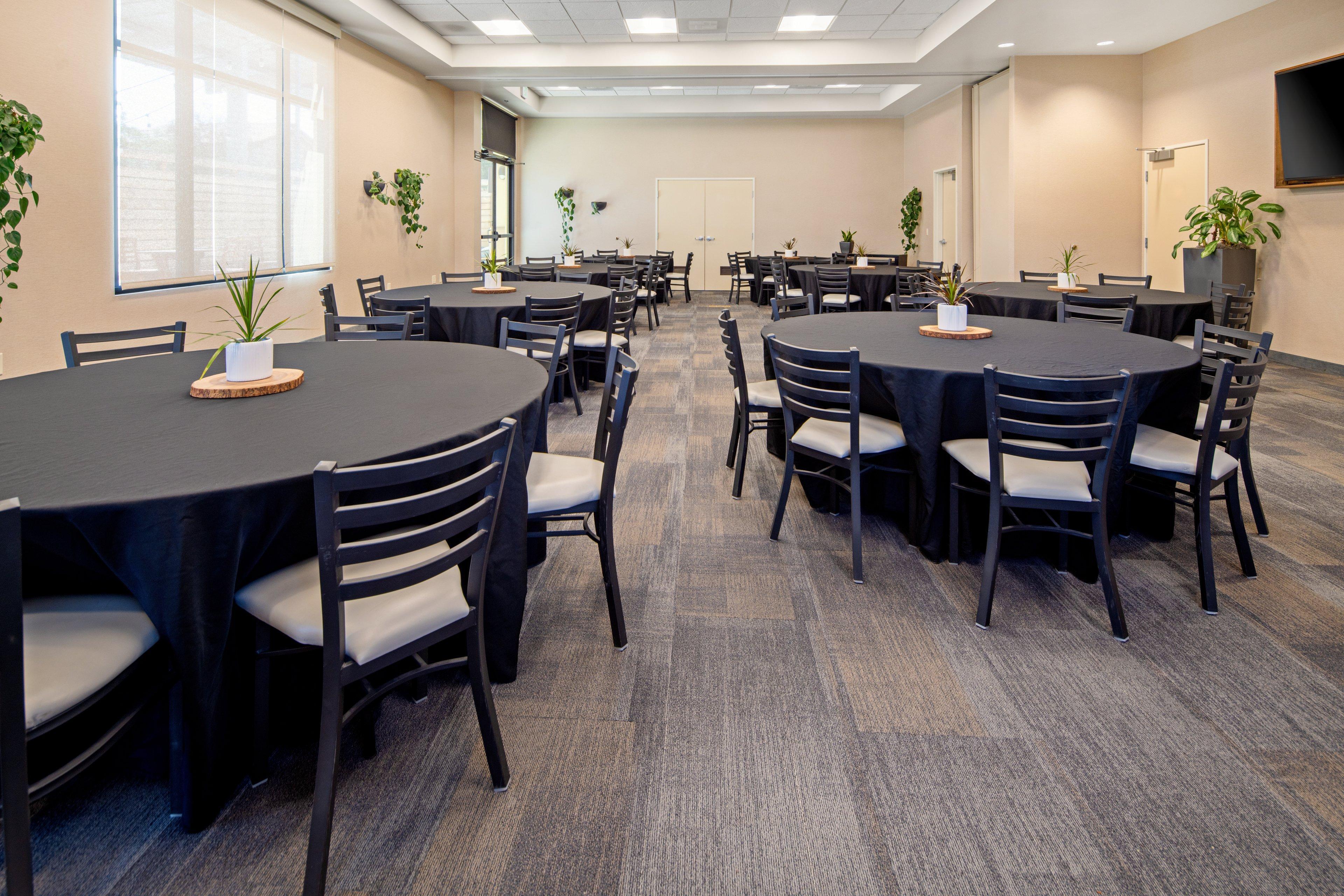 Holiday Inn Express Hotel & Suites Atascadero By Ihg Extérieur photo