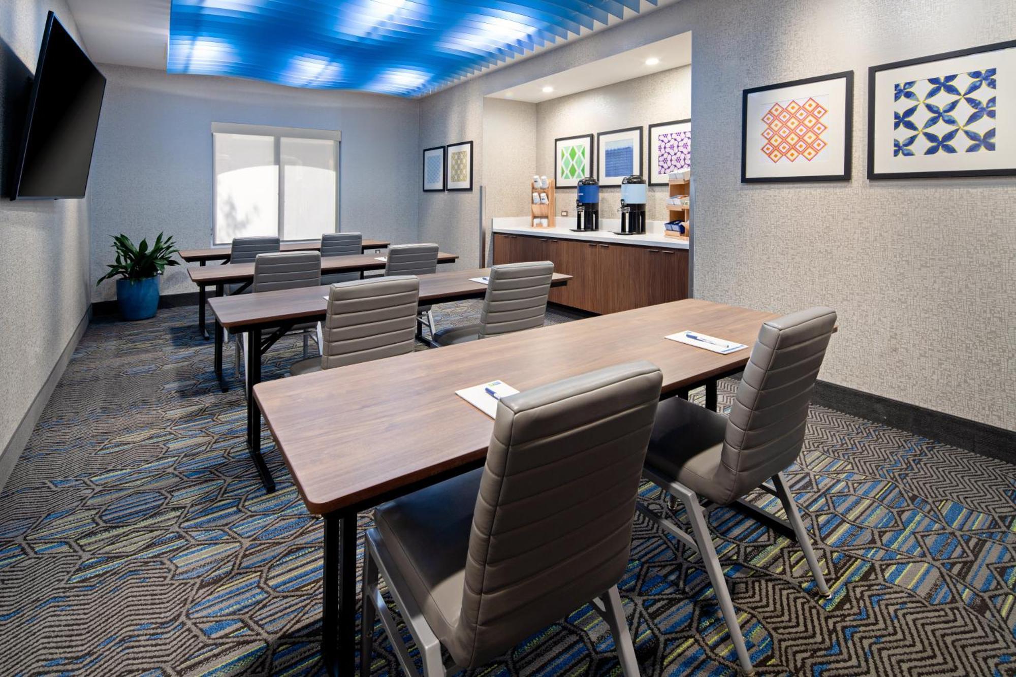 Holiday Inn Express Hotel & Suites Atascadero By Ihg Extérieur photo